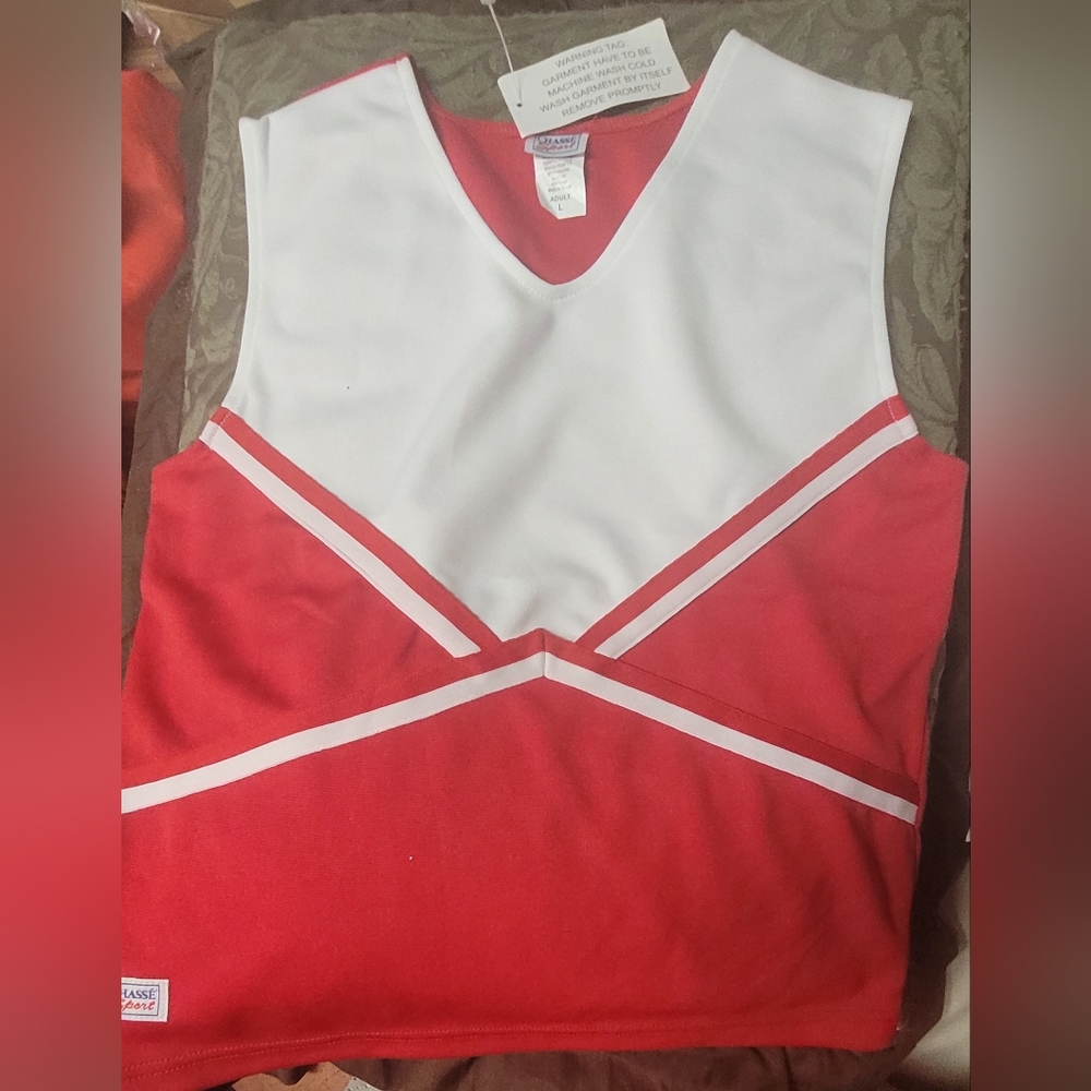 New with tag Chasse Sport Cheerleader 2 piece top and bottom ser Size L
